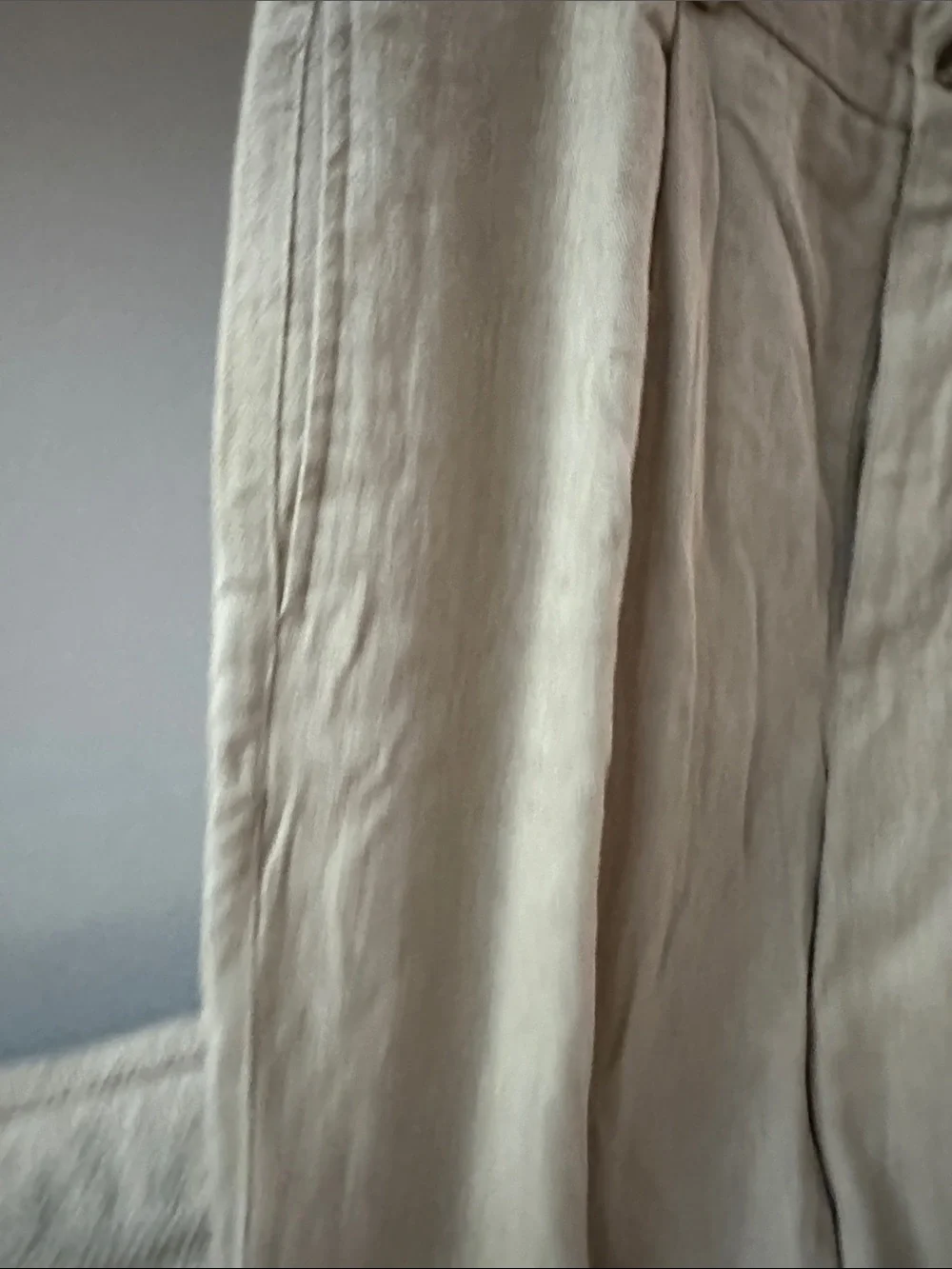 Perry Ellis Pleated Linen-Blend Chinos in Light Tan 34/30